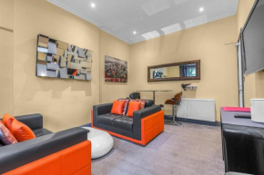 Cosy modern city centre flat